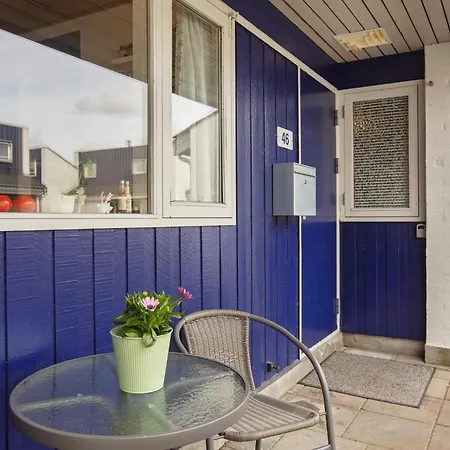 4 Person In Vaeggerlose Feriehus Bøtø By